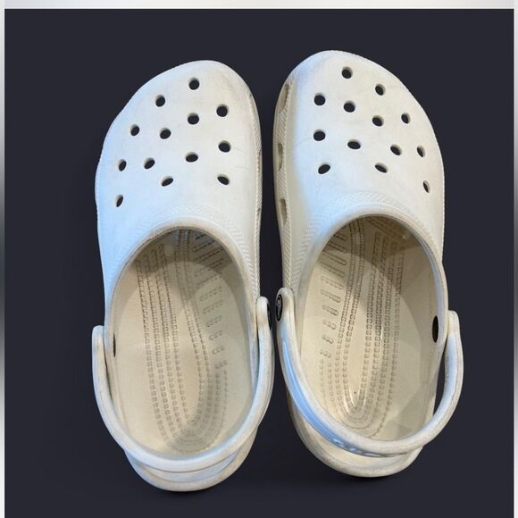 Classic CROCS, White, Women’s size 9/Men’s size 7 - Picture 4 of 6